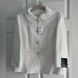 Brand New with tag Banana Republic Textured White Jacket with Buttons details
